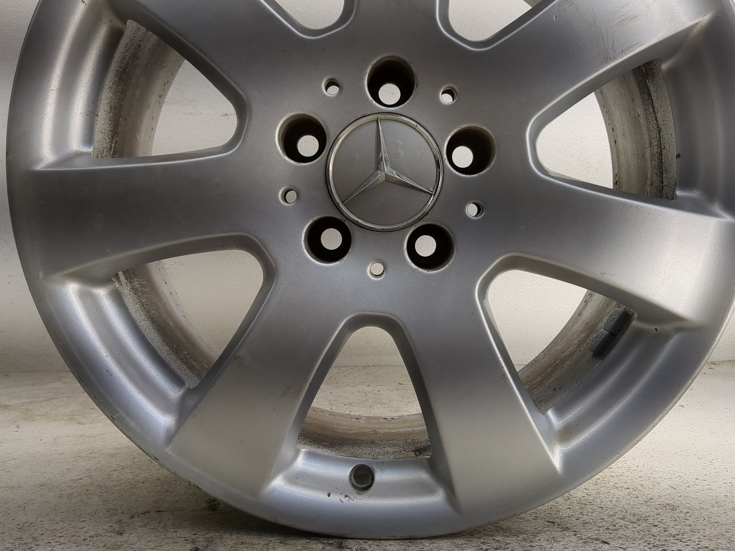 2006-2007 Mercedes-benz Ml350 Oem Wheel Rim 1351900 - Oemusedautoparts1.com