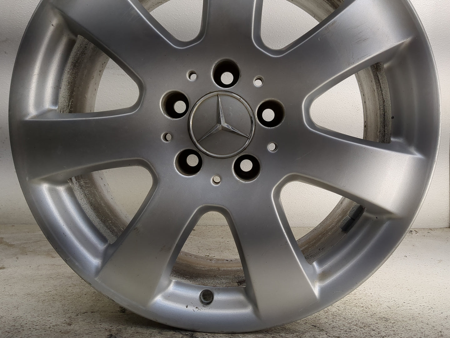 2006-2007 Mercedes-benz Ml350 Oem Wheel Rim 1351900 - Oemusedautoparts1.com