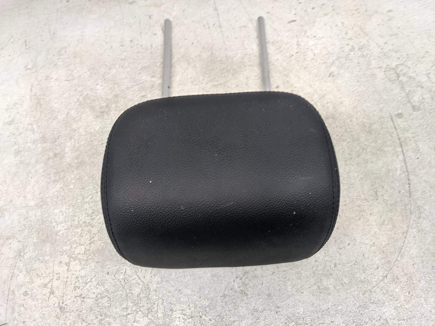 2006-2011 Mercedes-Benz Ml350 Headrest Head Rest Rear Seat Fits Fits 2006 2007 2008 2009 2010 2011 OEM Used Auto Parts - Oem