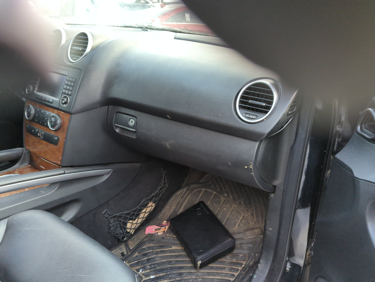 2007 Mercedes-benz Ml350 Passenger Glove Box Door Storage Compartment - Oemusedautoparts1.com