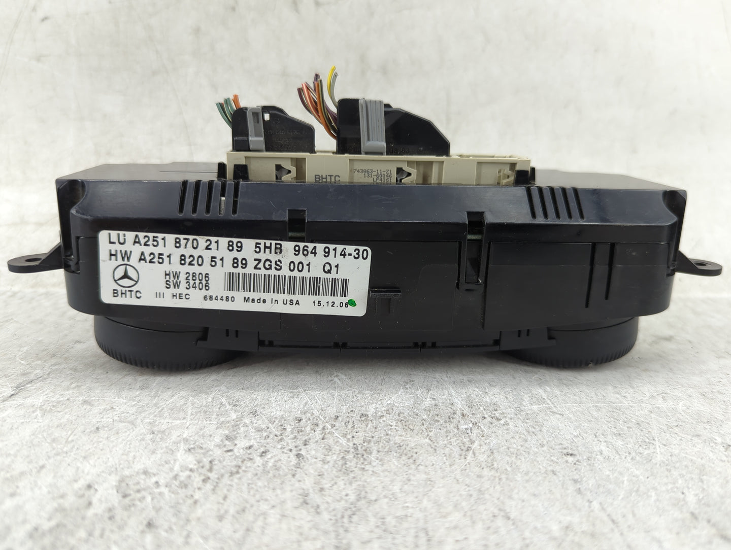 2006-2008 Mercedes-Benz Ml350 Climate Control Module Temperature AC/Heater Replacement P/N:A251 820 51 89 A251 870 21 89 Fit