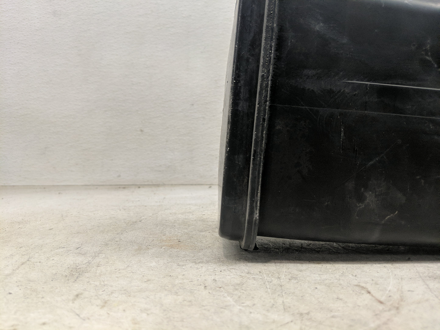 2007 Mercedes-benz Ml350 Fuel Vapor Charcoal Canister 1461935 - Oemusedautoparts1.com