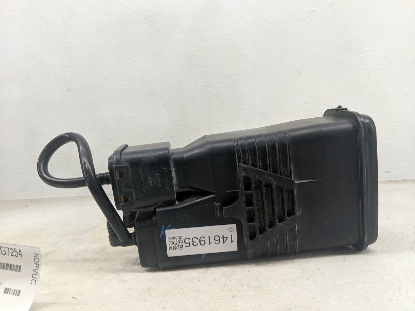 2007 Mercedes-benz Ml350 Fuel Vapor Charcoal Canister 1461935 - Oemusedautoparts1.com