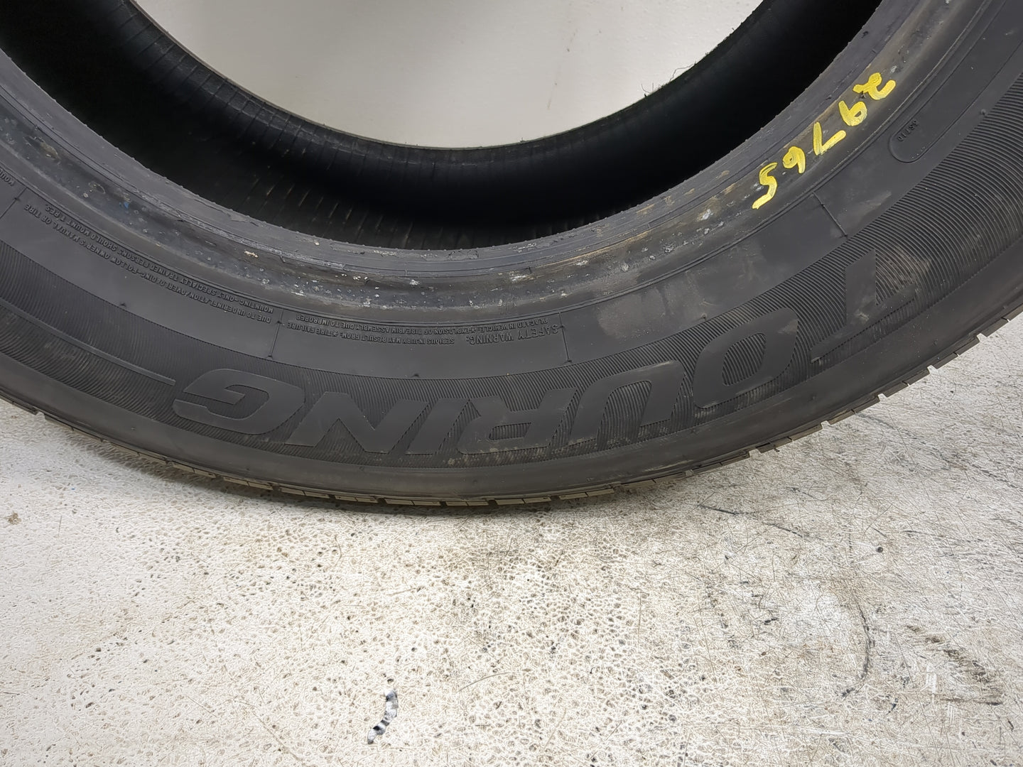Used Tire 235/65R17 MASTERCRAFT SRT TOURING 104T - Tread Depth 8/32 - Oemusedautoparts1.com