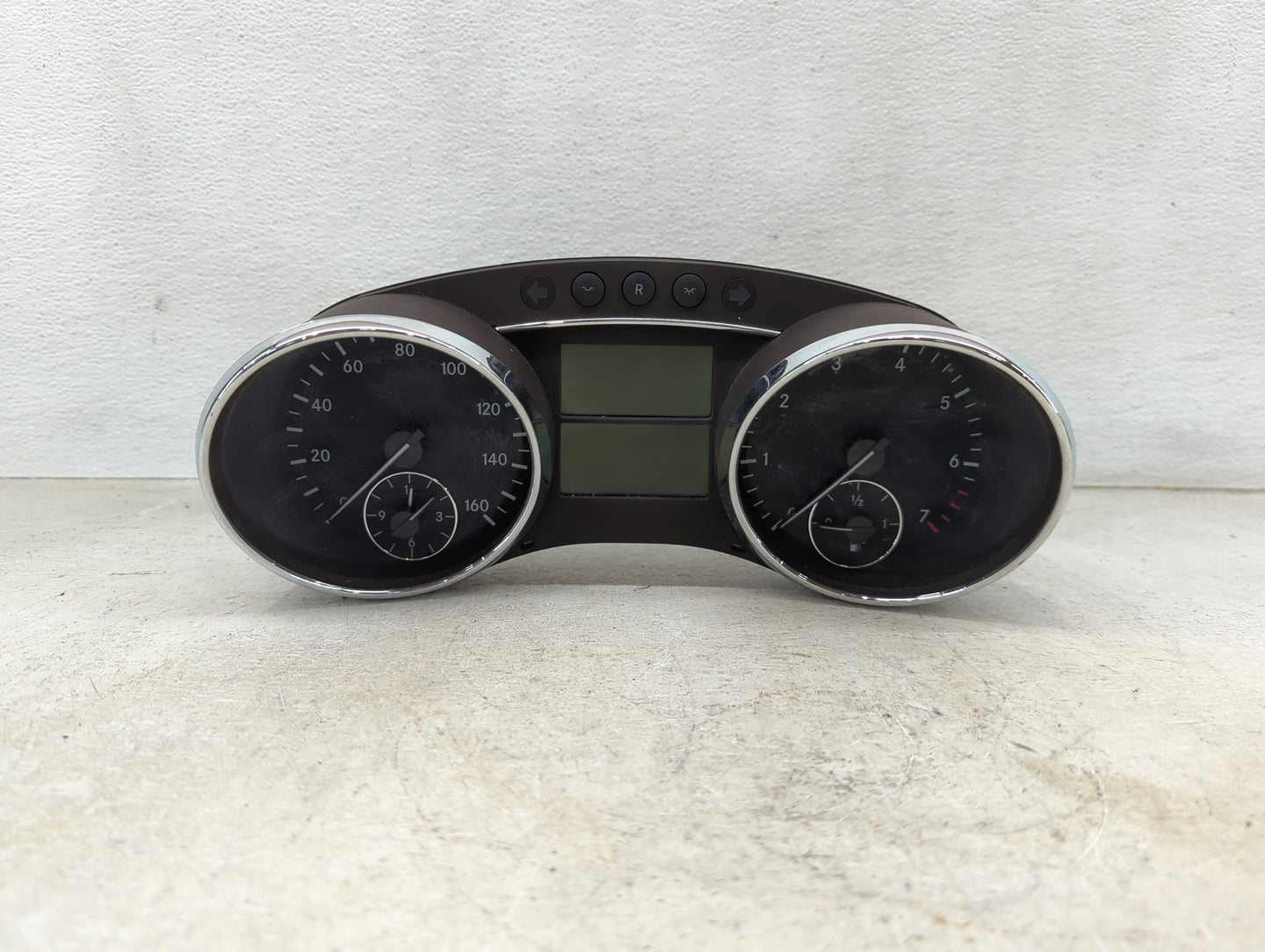 2007 Mercedes-Benz R-Class Instrument Cluster Speedometer Gauges P/N:A2C53240800 A2514401111 Miles:159K Fits Fits 2009 2010 
