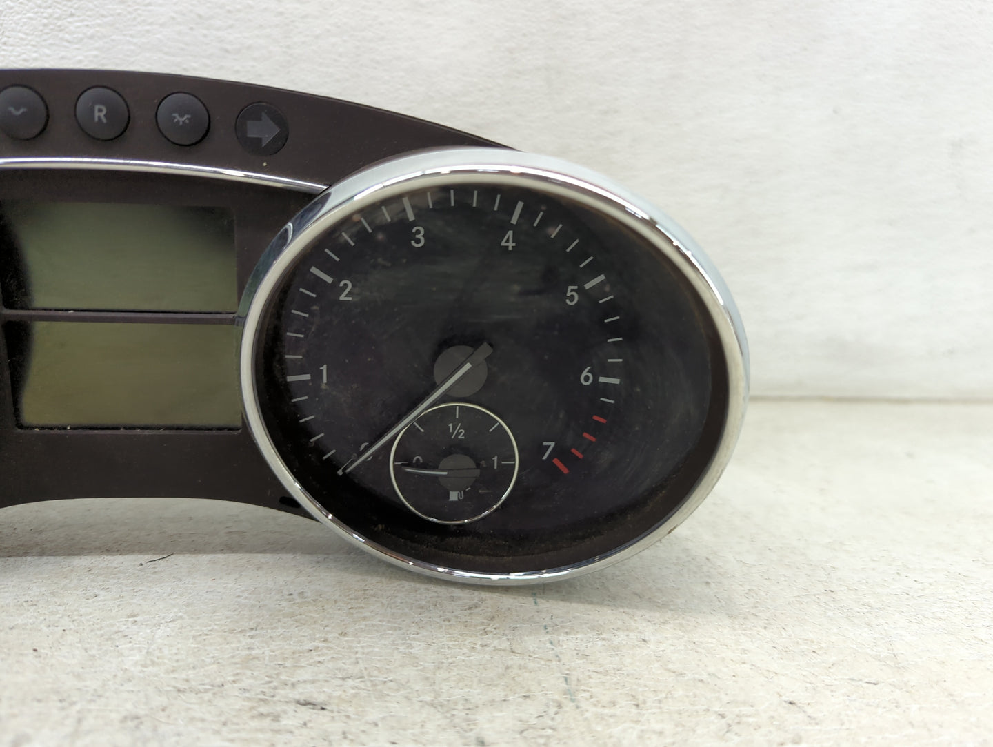 2007 Mercedes-Benz R-Class Instrument Cluster Speedometer Gauges P/N:A2C53240800 A2514401111 Miles:159K Fits Fits 2009 2010 