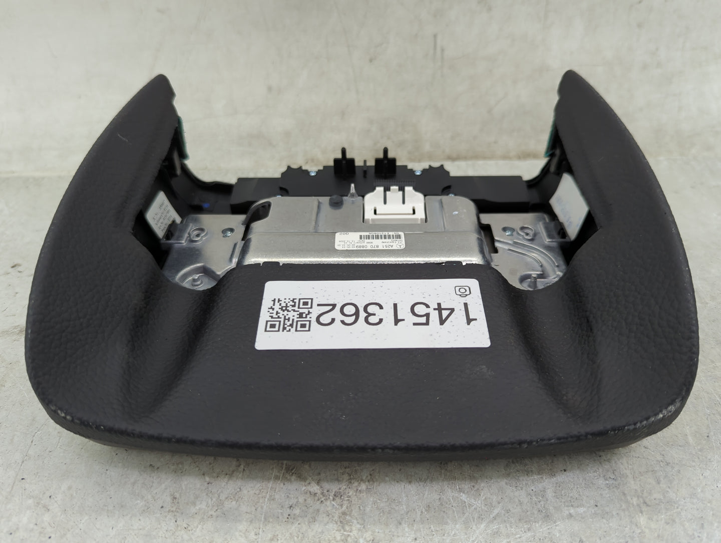 2007 Mercedes-Benz R350 Radio AM FM Cd Player Receiver Replacement P/N:A2518700889 2518700889 Fits OEM Used Auto Parts - Oem