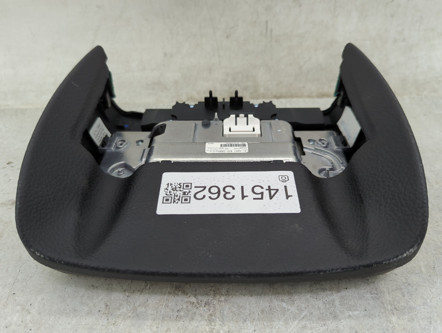 2007 Mercedes-Benz R350 Radio AM FM Cd Player Receiver Replacement P/N:A2518700889 2518700889 Fits OEM Used Auto Parts - Oem