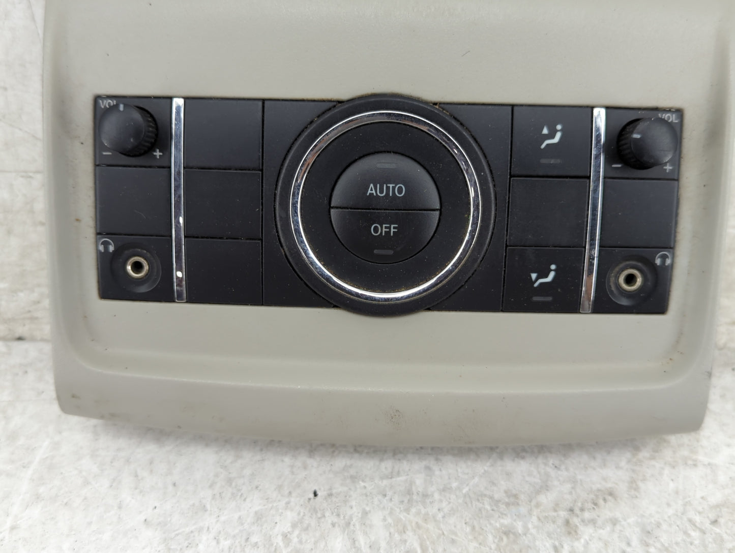 2006-2008 Mercedes-Benz R350 Climate Control Module Temperature AC/Heater Replacement P/N:A 164 820 95 89 Fits Fits 2006 200