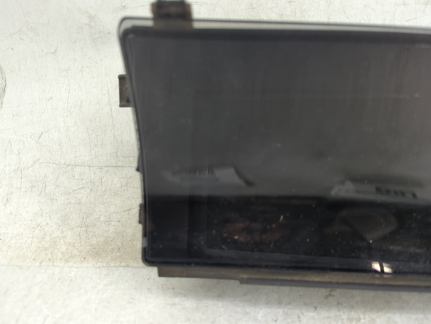 Mercedes-benz S-class Information Display Screen - Oemusedautoparts1.com