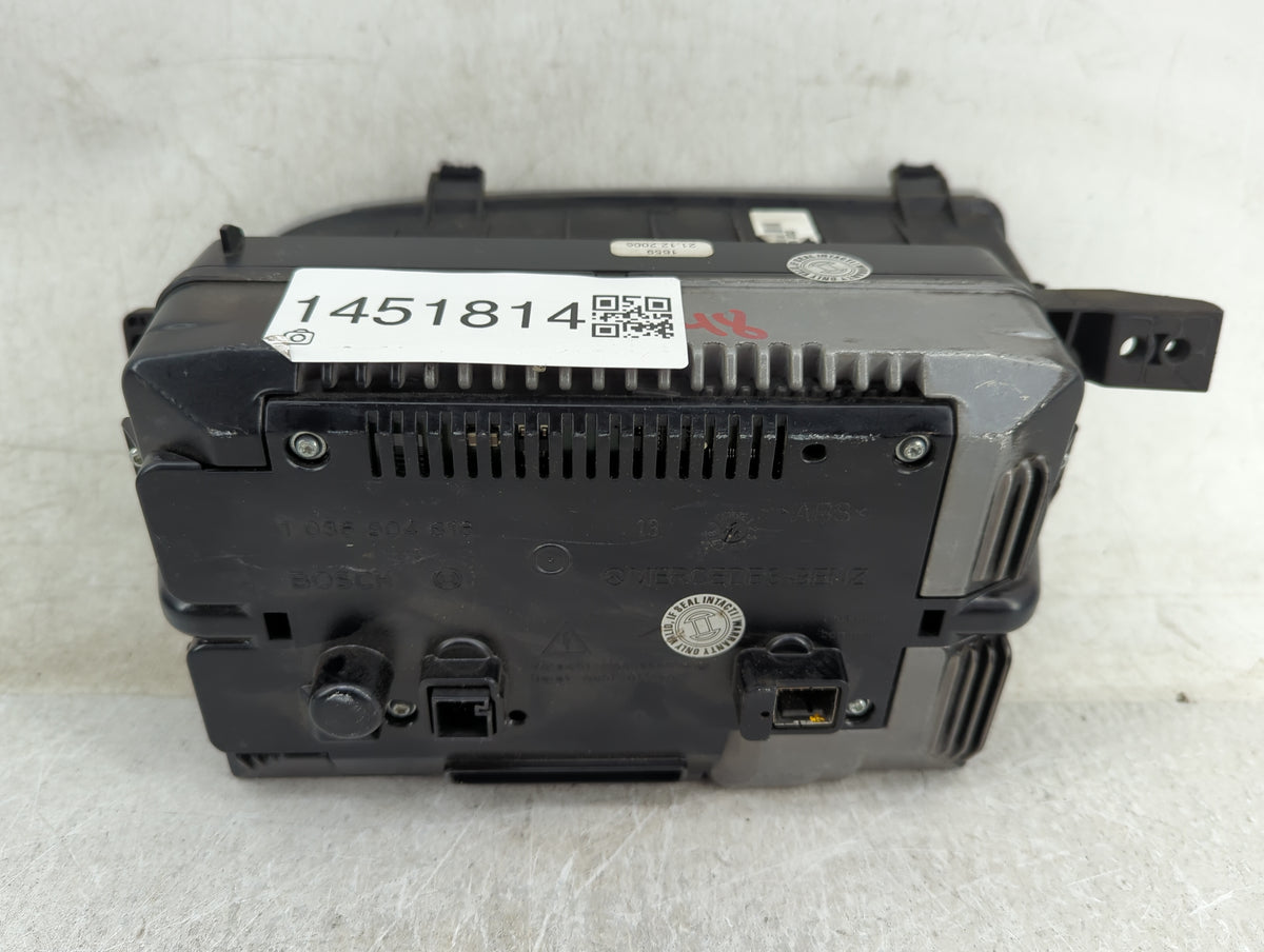 Mercedes-benz S-class Information Radio Display Screen 1451814 - Oemusedautoparts1.com