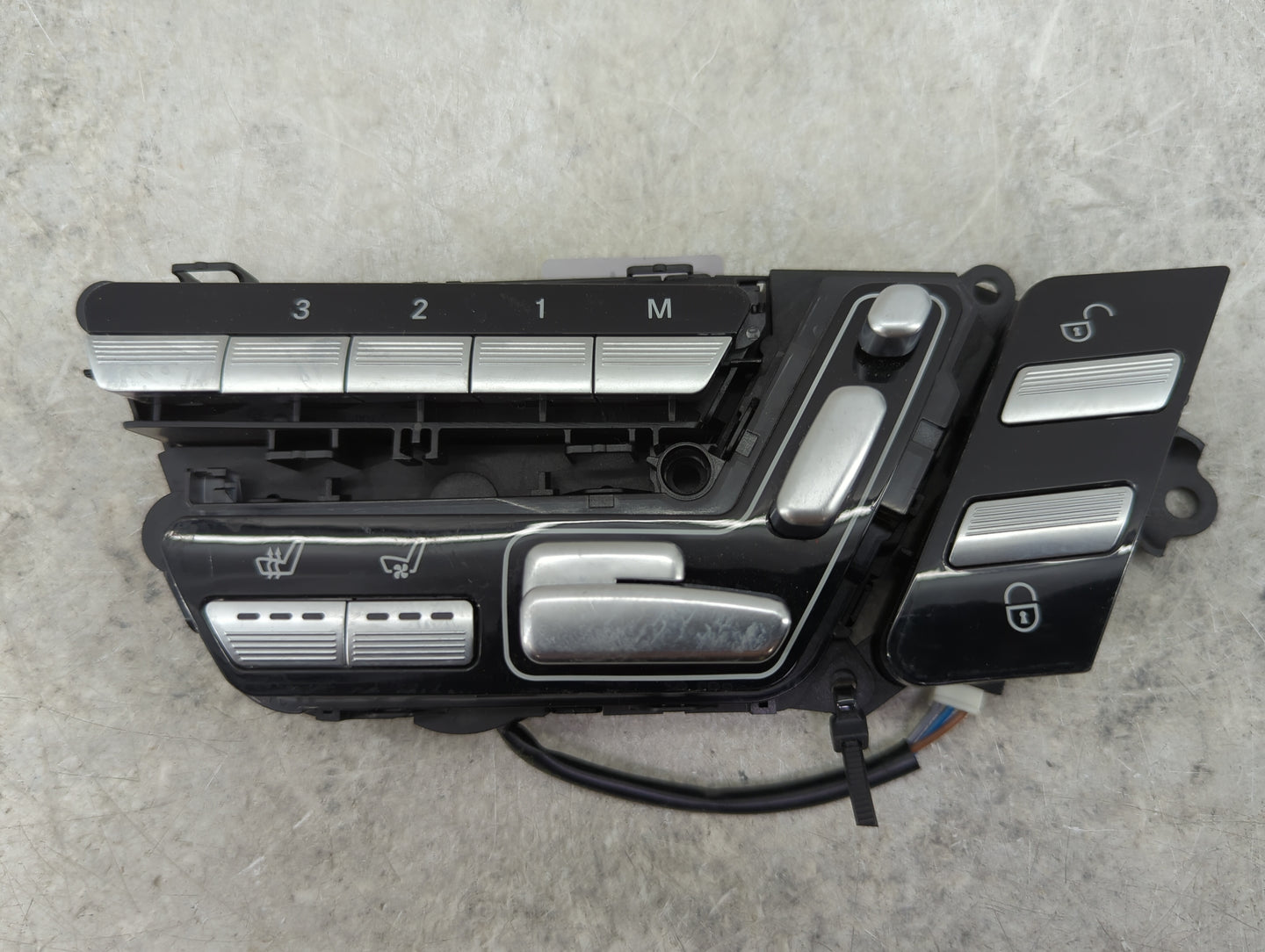 2007 Mercedes-benz S-class Passenger Right Seat Switch 1456548 - Oemusedautoparts1.com