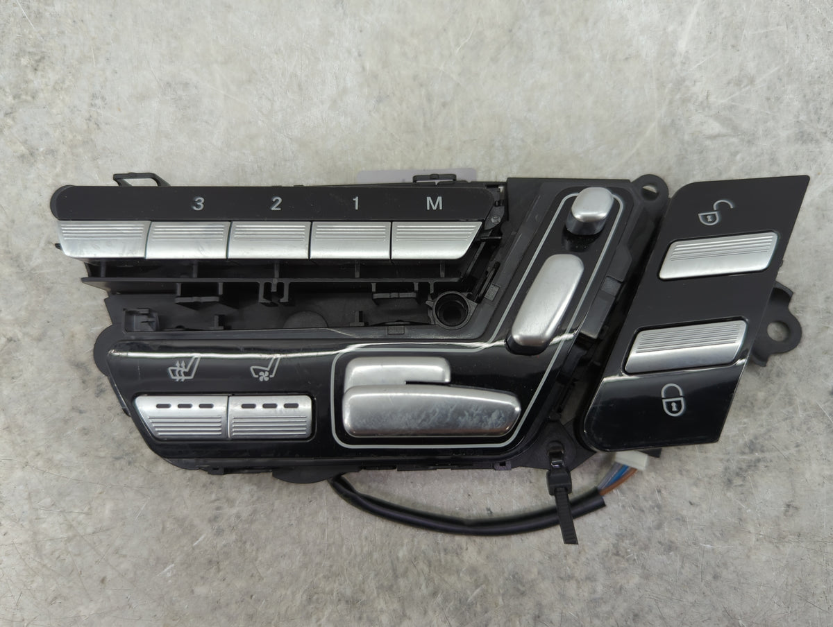 2007 Mercedes-benz S-class Passenger Right Seat Switch 1456548 - Oemusedautoparts1.com