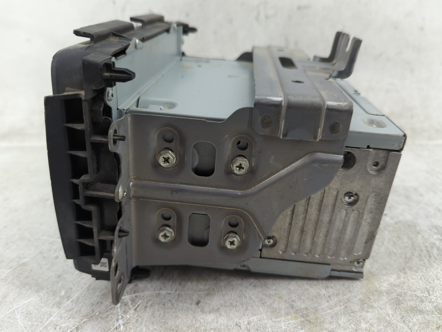 2007-2009 Mercedes-Benz S550 Radio AM FM Cd Player Receiver Replacement P/N:39100-T7W-A210-M1 Fits Fits 2007 2008 2009 2010 