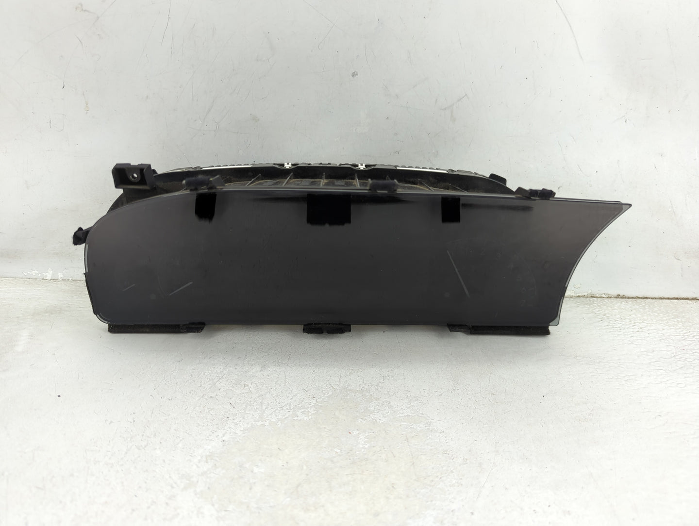 2007-2008 Mercedes-Benz S550 Instrument Cluster Speedometer Gauges P/N:1036905326 Miles: Fits Fits 2007 2008 OEM Used Auto P