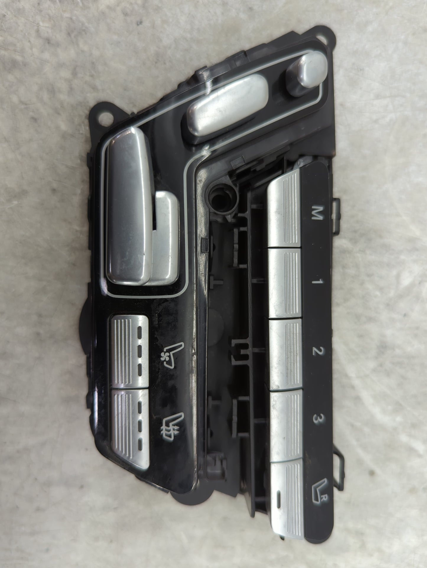 2007 Mercedes-benz S550 Driver Left Seat Switch 1456657 - Oemusedautoparts1.com