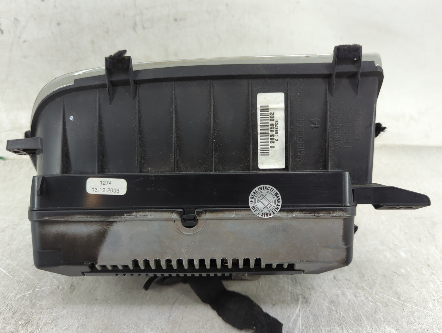 2007-2009 Mercedes-Benz S550 Radio AM FM Cd Player Receiver Replacement P/N:0263659002 1036904816 Fits Fits 2007 2008 2009 2