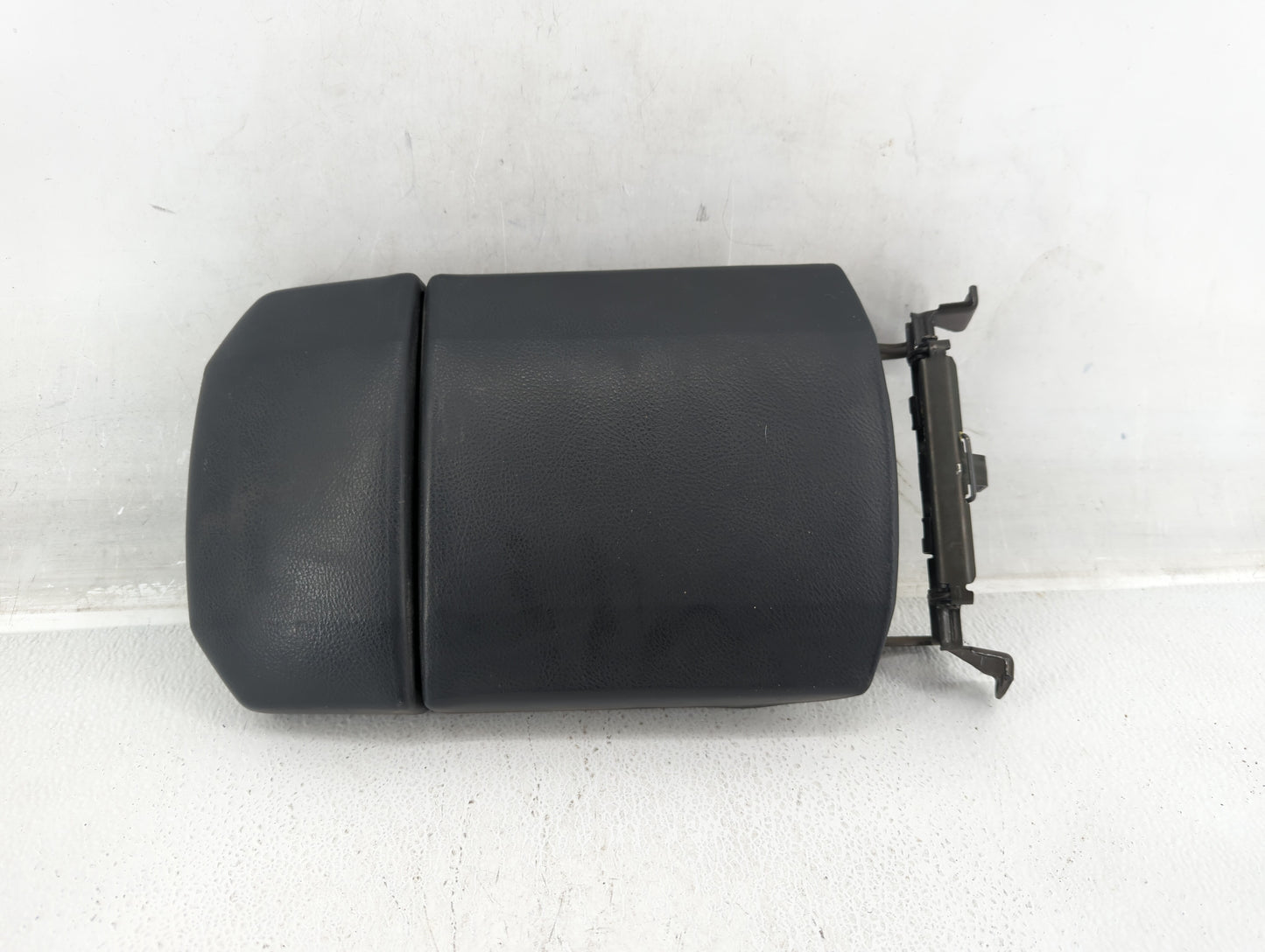 2007 Mercedes-benz S550 Center Console Armrest Cover Lid Black - Oemusedautoparts1.com