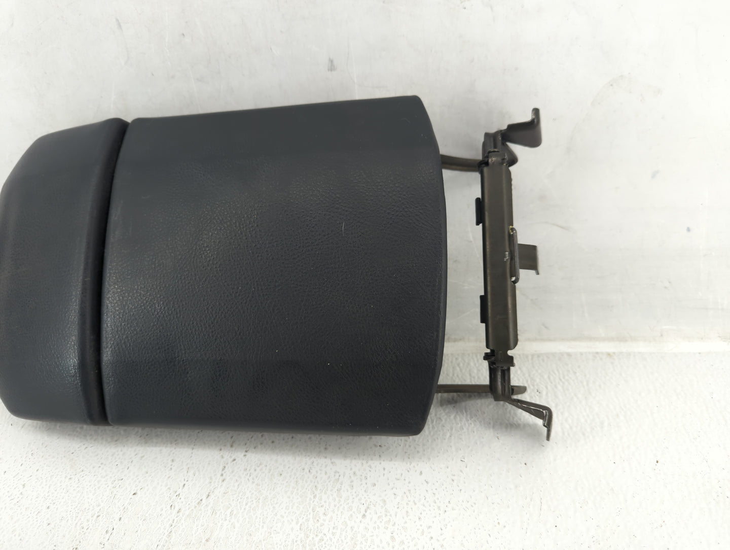 2007 Mercedes-benz S550 Center Console Armrest Cover Lid Black - Oemusedautoparts1.com