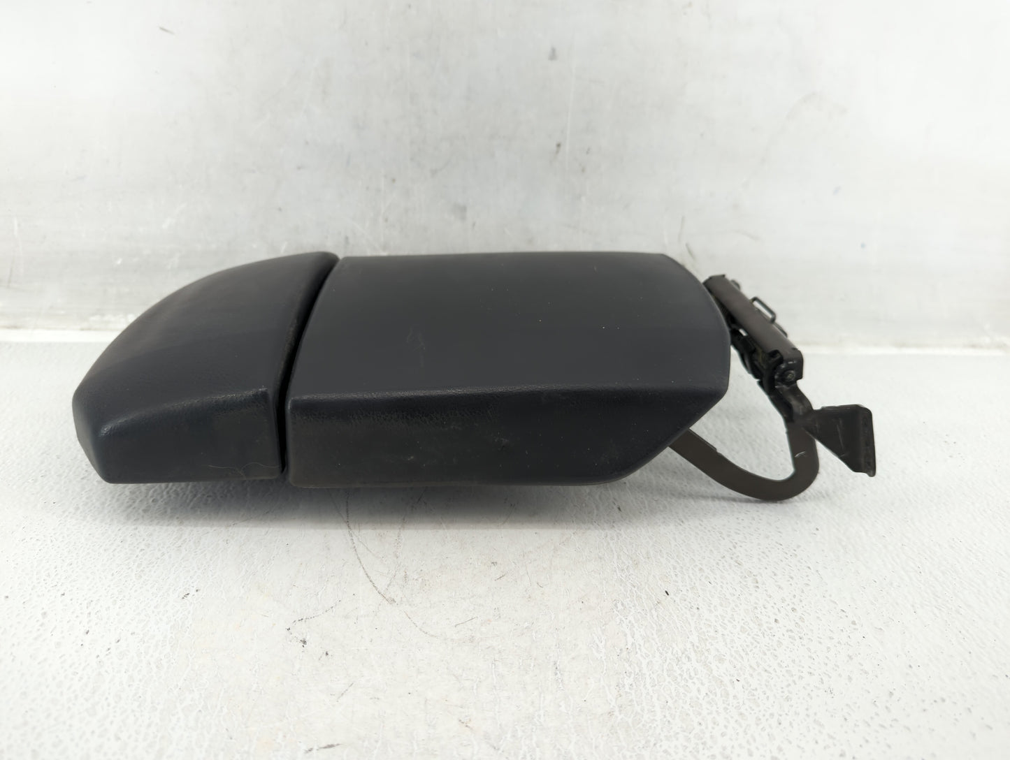 2007 Mercedes-benz S550 Center Console Armrest Cover Lid Black - Oemusedautoparts1.com