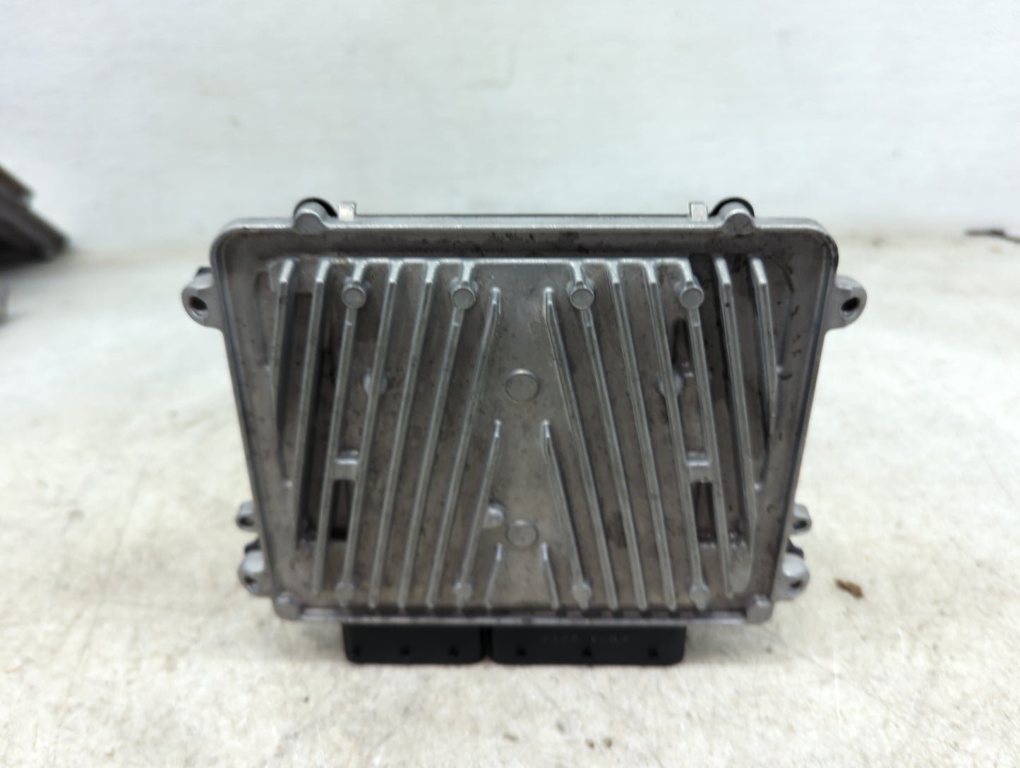 2007 Mercedes E-Class PCM Engine Control Computer ECU ECM PCU OEM P/N:A 272 153 50 91 A 002 446 74 40 Fits Fits 2008 OEM Use