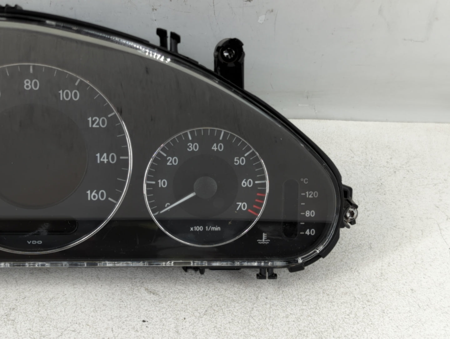 2007 Mercedes Mercedes E-Class Instrument Cluster Speedometer Gauges Fits OEM Used Auto Parts - Oemusedautoparts1.com