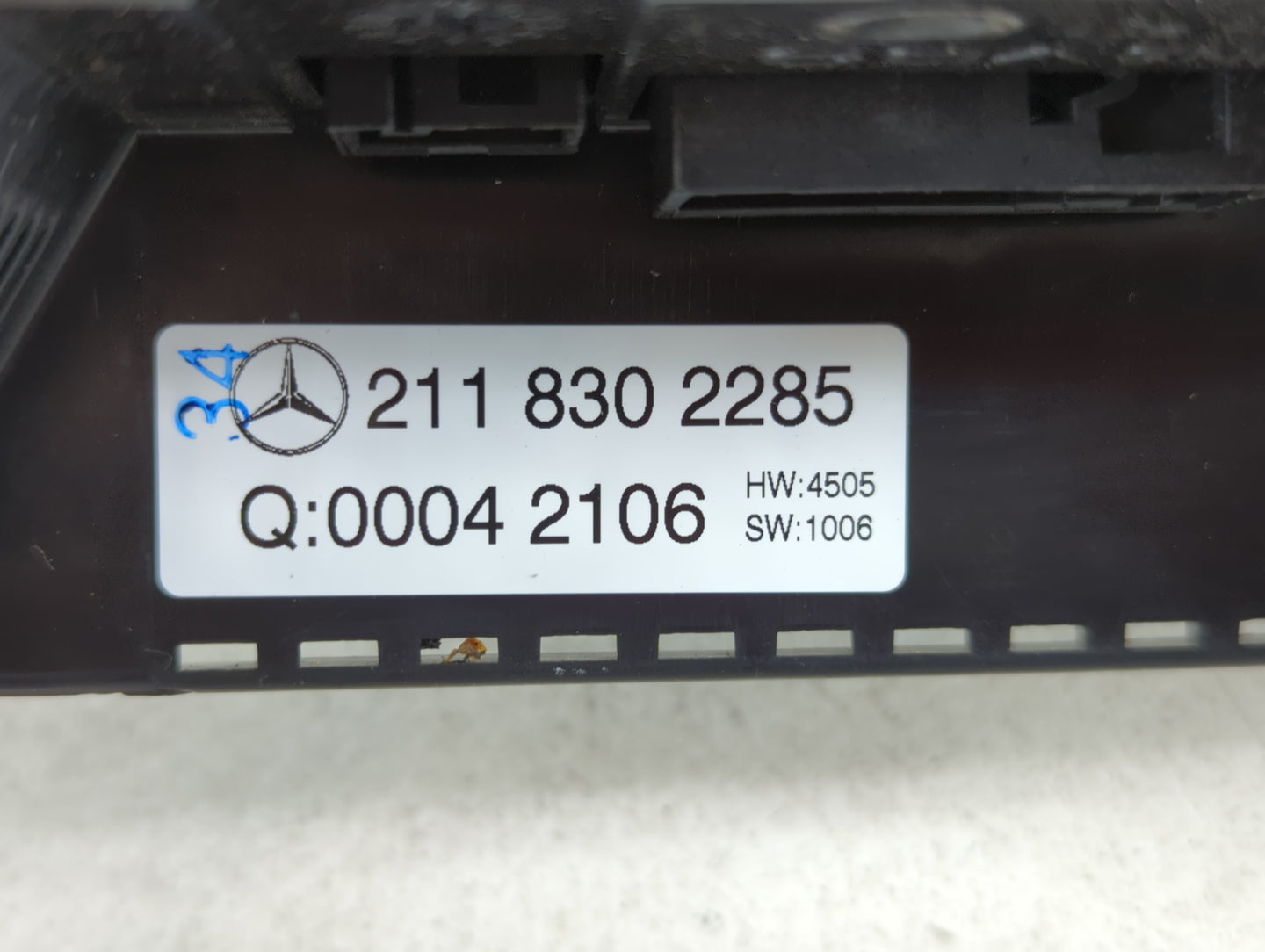 2007 Mercedes Mercedes E-Class Climate Control Module Temperature AC/Heater Replacement P/N:Q:004 2106 211 830 2285 Fits OEM