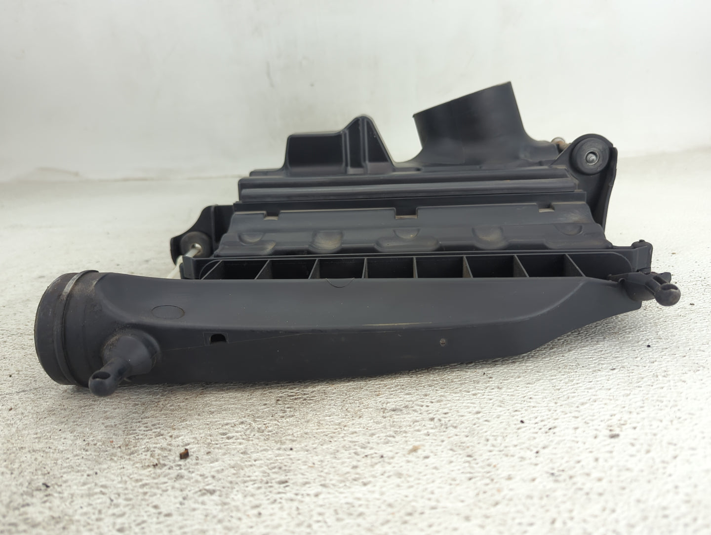 Mercedes Ml320 Air Cleaner Intake-duct Hose Tube - Oemusedautoparts1.com