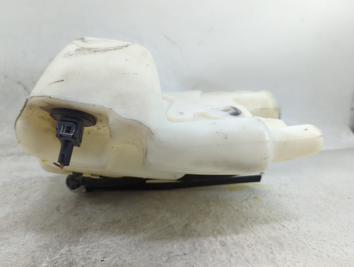 Mercedes Ml350 Radiator Coolant Overflow Expansion Tank Bottle - Oemusedautoparts1.com