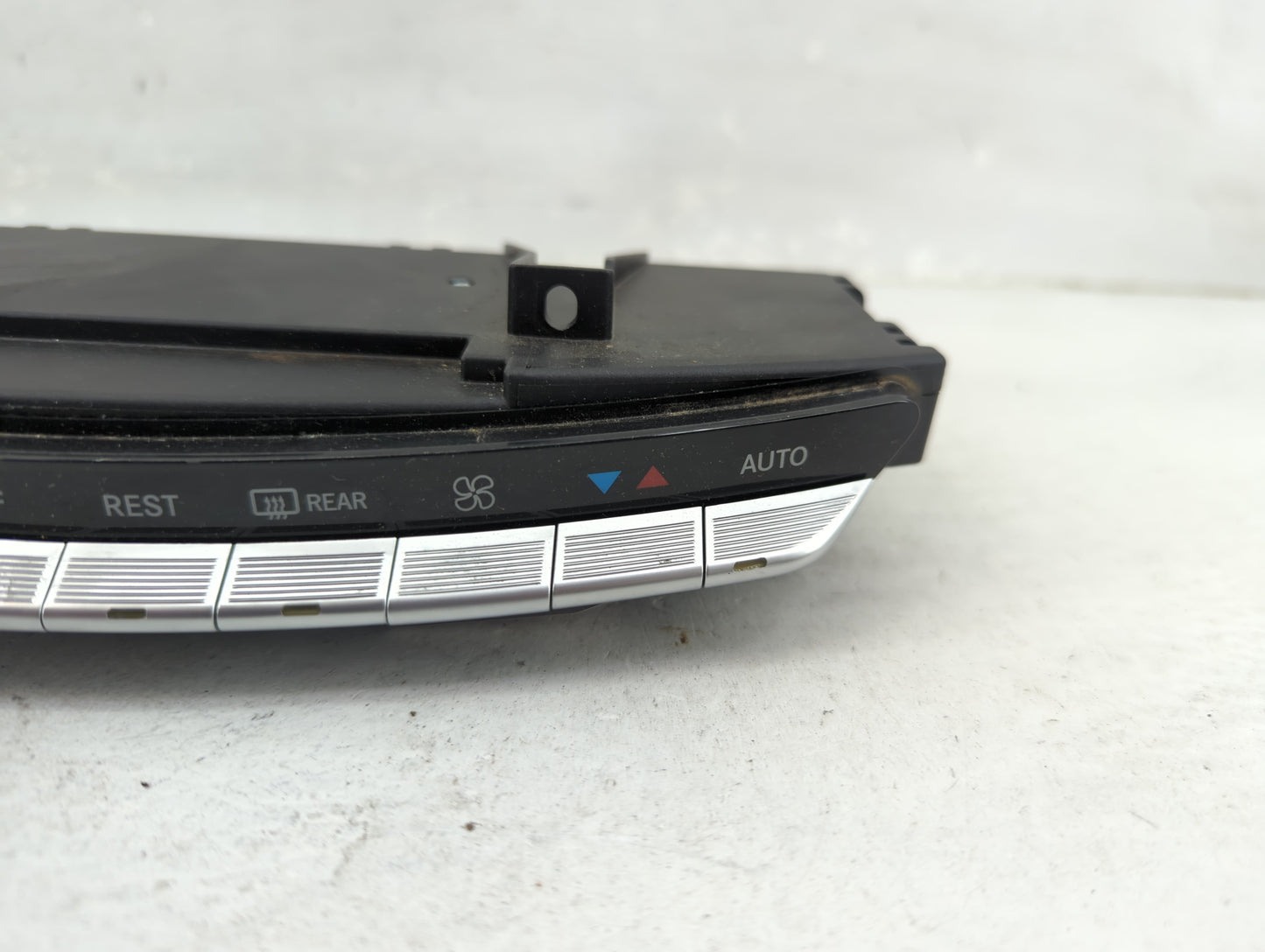 2007 Mercedes S-Class Climate Control Module Temperature AC/Heater Replacement P/N:2218709810 2218201310, 2214421323 Fits OE