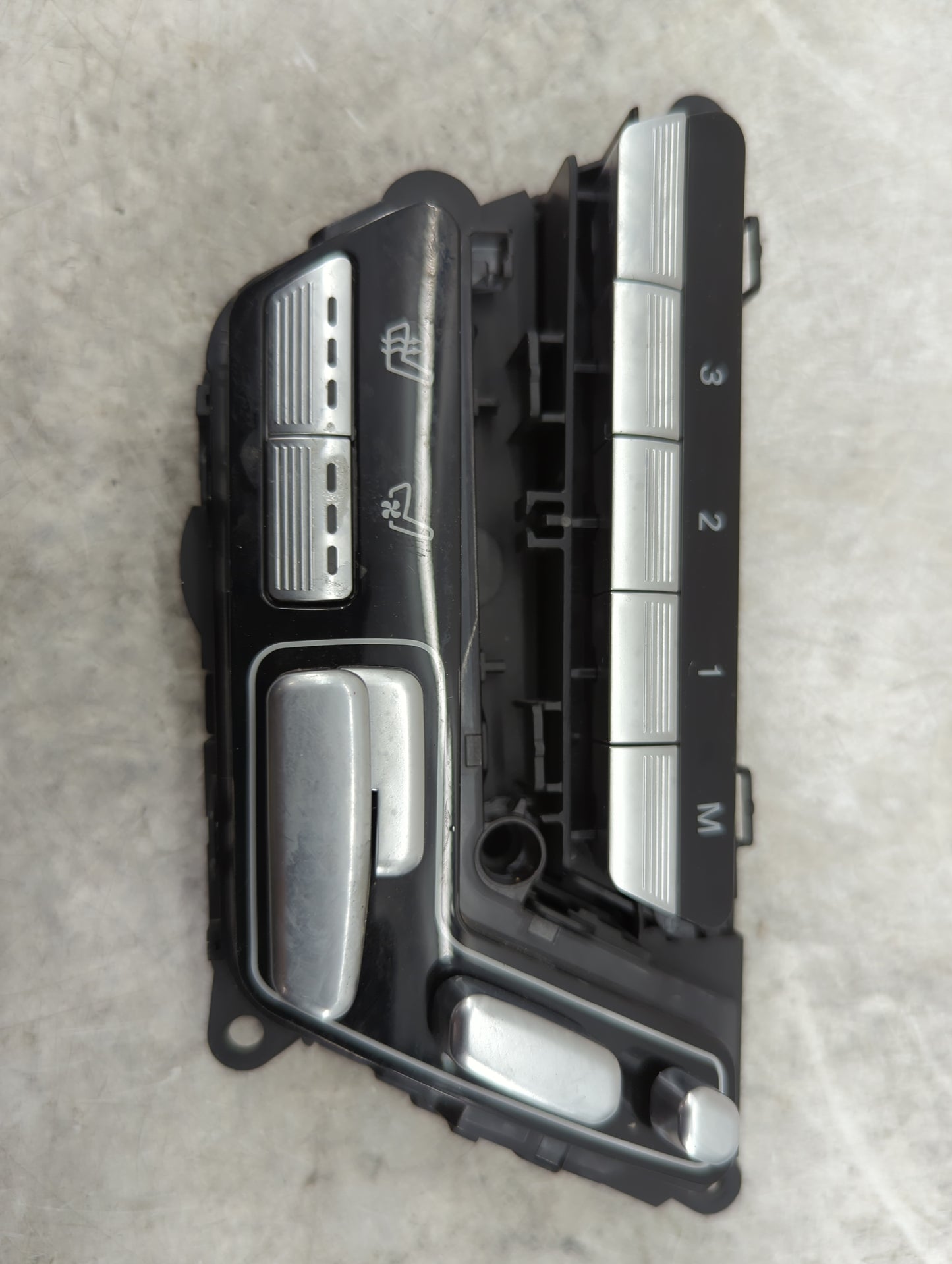 2007 Mercedes Sclass Passenger Right Seat Switch - Oemusedautoparts1.com