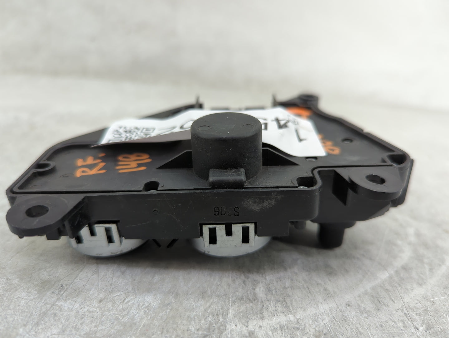 2007 Mercedes Sl550 Passenger Right Seat Switch A2308211251|566100 - Oemusedautoparts1.com