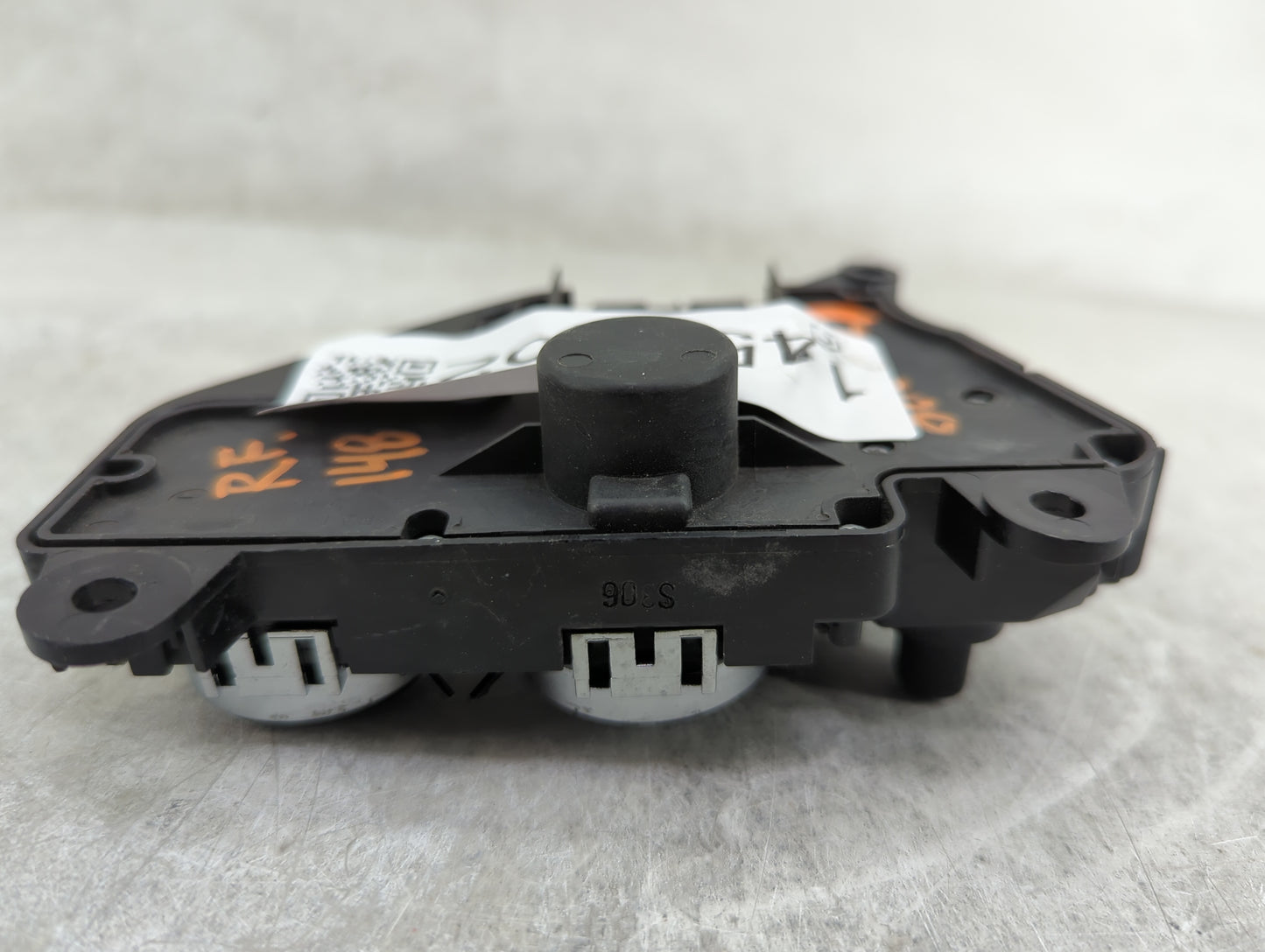 2007 Mercedes Sl550 Passenger Right Seat Switch A2308211251|566100 - Oemusedautoparts1.com