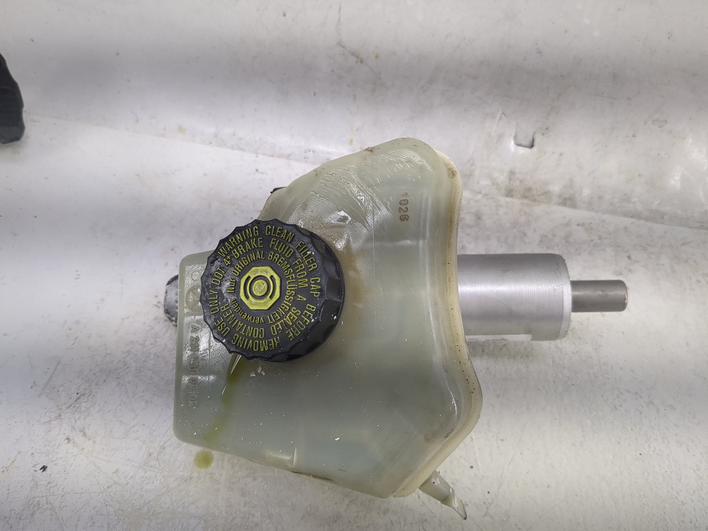Mercedes Benz E-class Brake Master Cylinder - Oemusedautoparts1.com