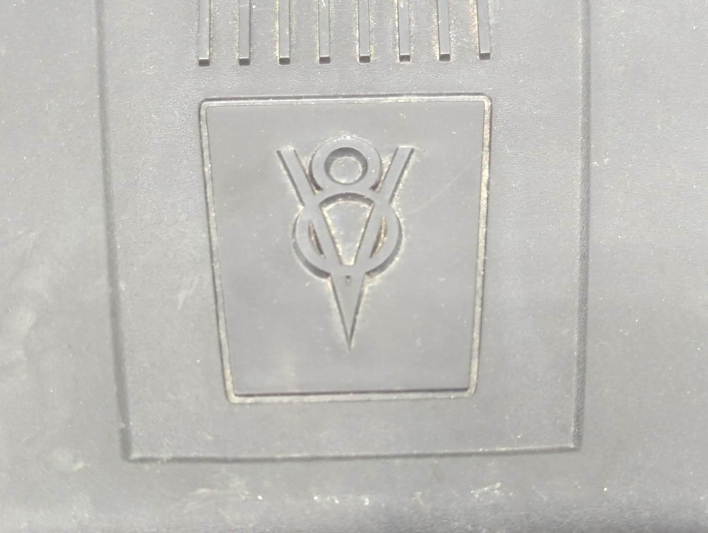 2007 Mercury Grand Marquis Engine Cover - Oemusedautoparts1.com