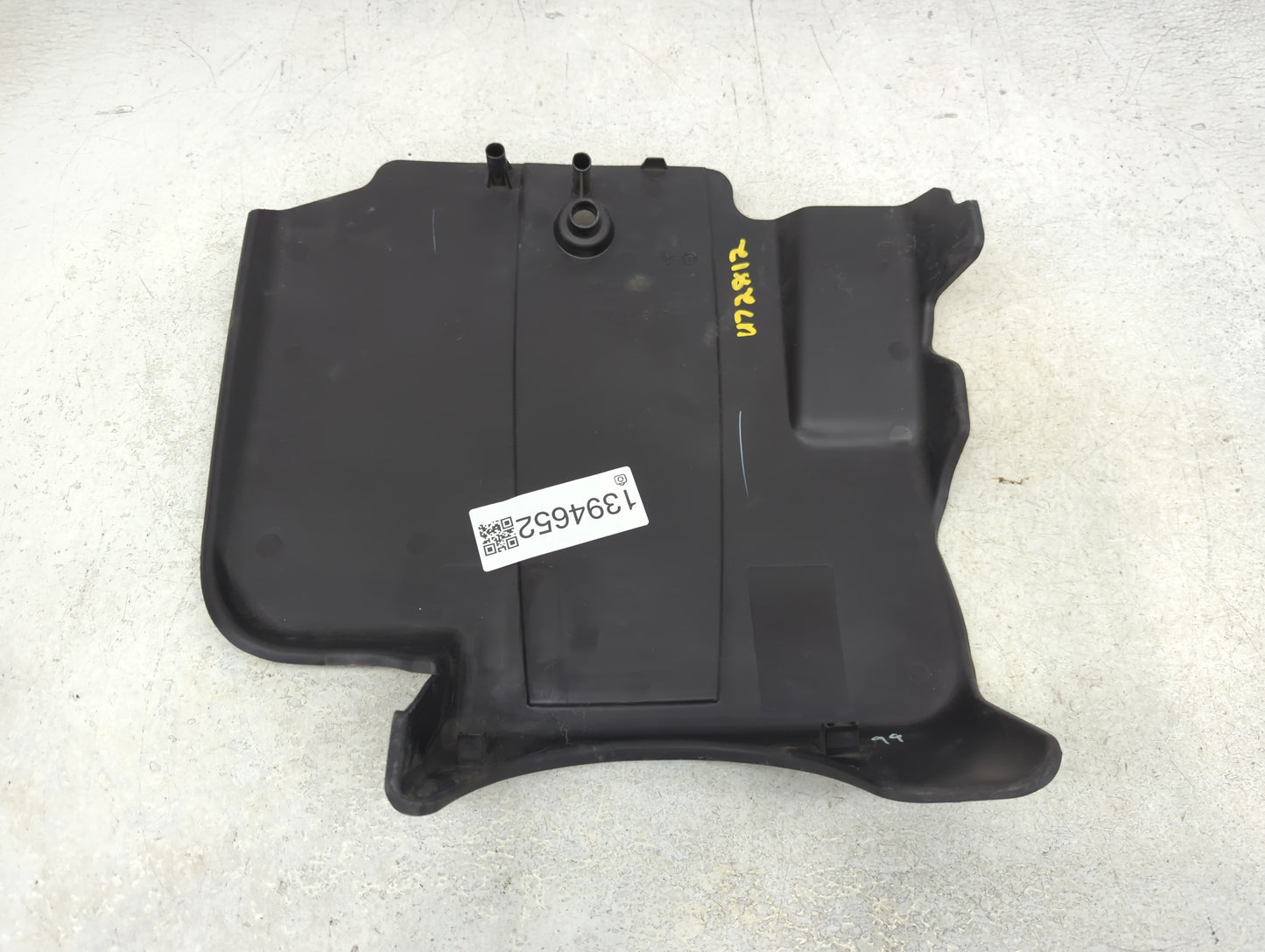 2007 Mercury Grand Marquis Engine Cover - Oemusedautoparts1.com