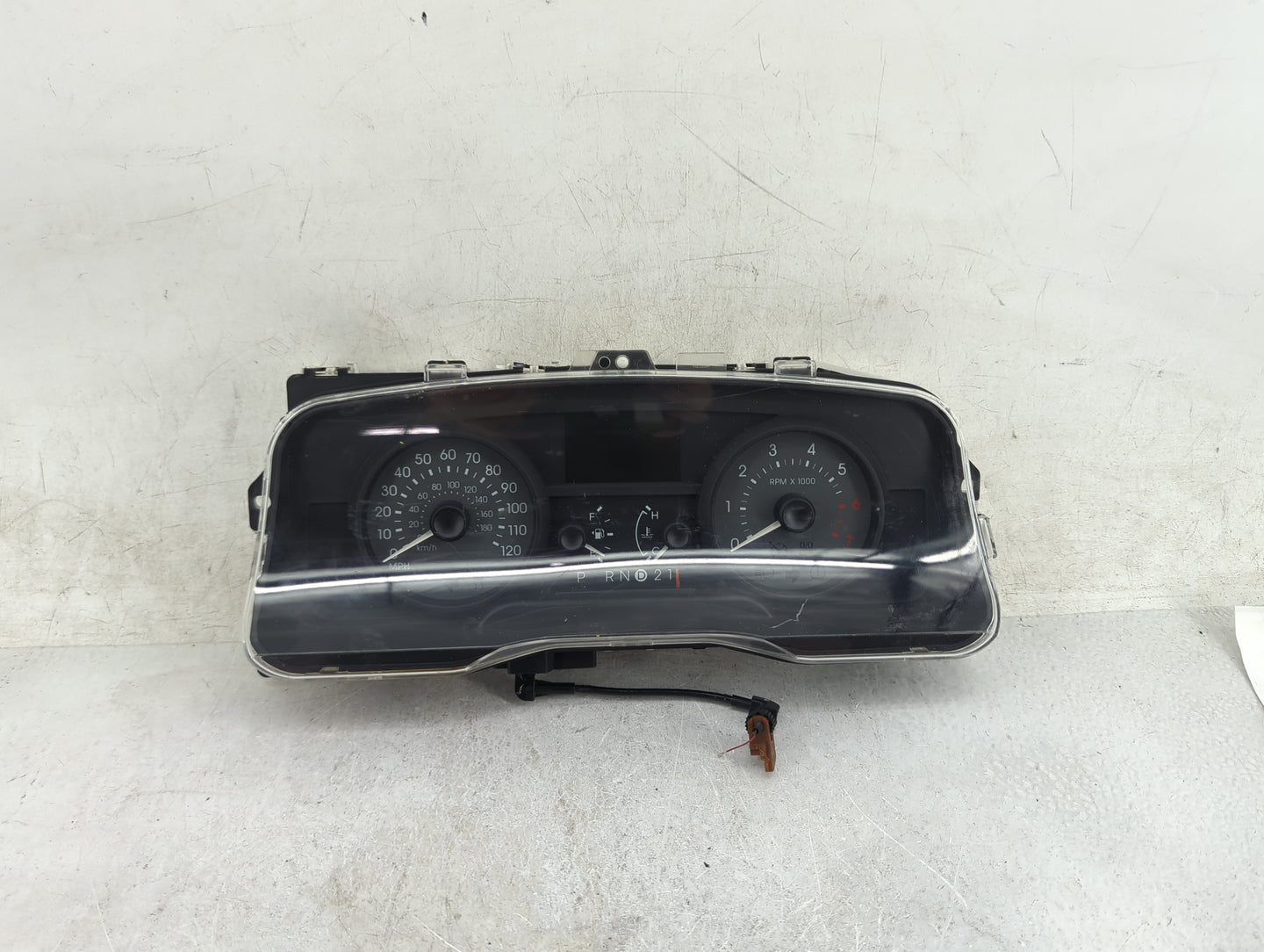 2007 Mercury Grand Marquis Instrument Cluster Speedometer Gauges P/N:6W7T-10B935-A Miles:114K Fits OEM Used Auto Parts - Oem