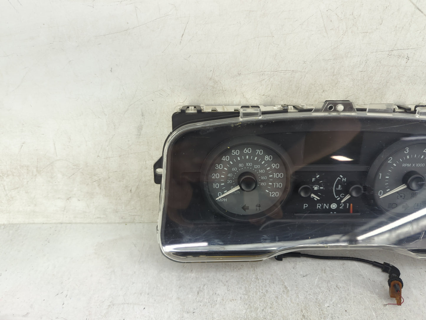 2007 Mercury Grand Marquis Instrument Cluster Speedometer Gauges P/N:6W7T-10B935-A Miles:114K Fits OEM Used Auto Parts - Oem