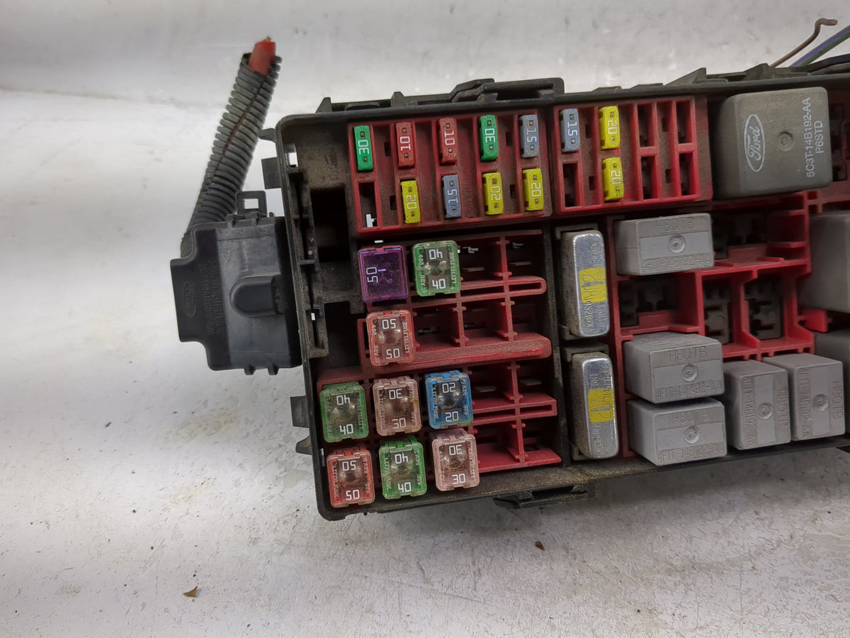 2007 Mercury Grand Marquis Fusebox Fuse Box Panel Relay Module P/N:4L3T-14A003-AA 5C3T-14B192-AA Fits OEM Used Auto Parts - 