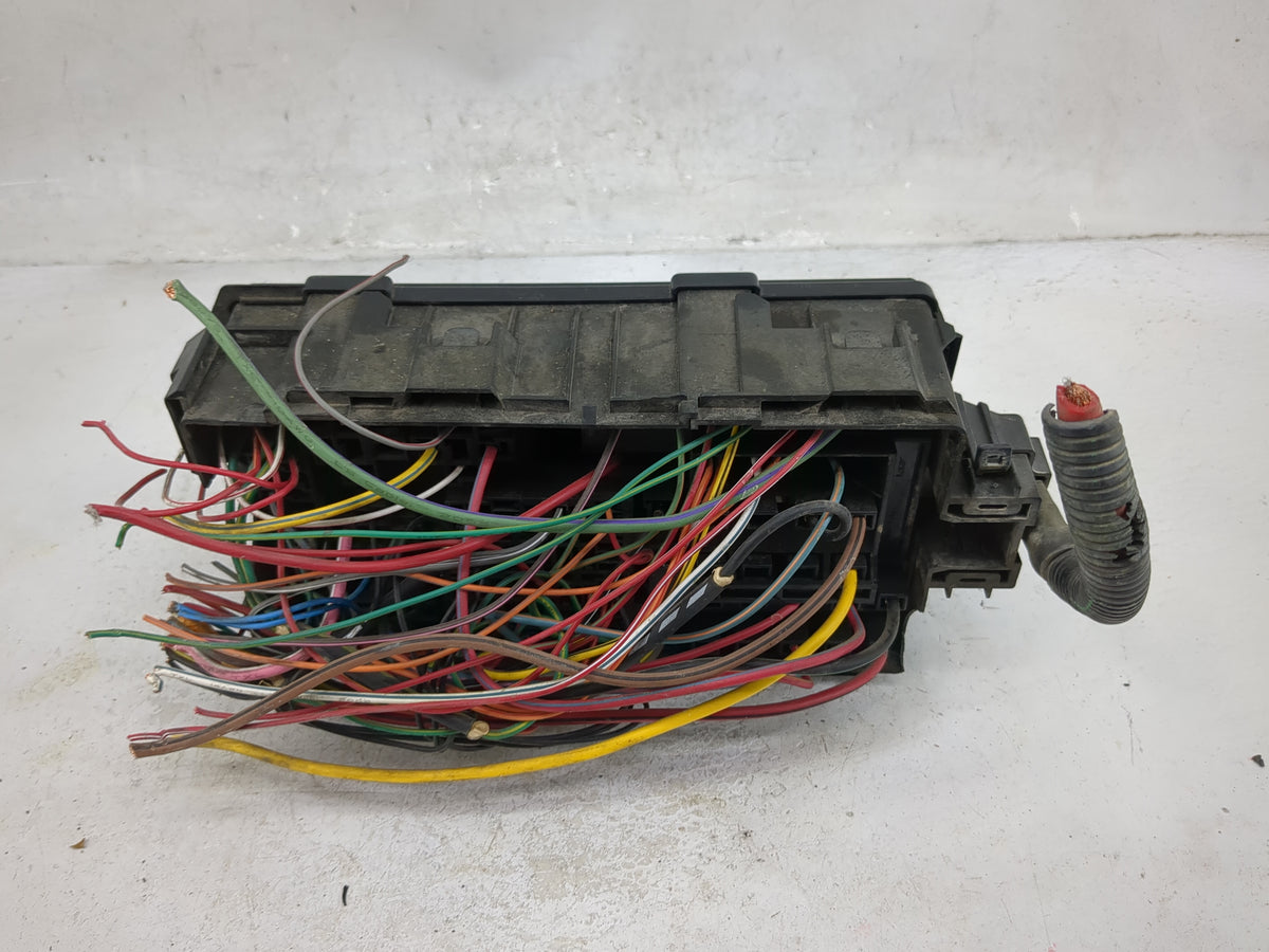 2007 Mercury Grand Marquis Fusebox Fuse Box Panel Relay Module P/N:4L3T-14A003-AA 5C3T-14B192-AA Fits OEM Used Auto Parts - 