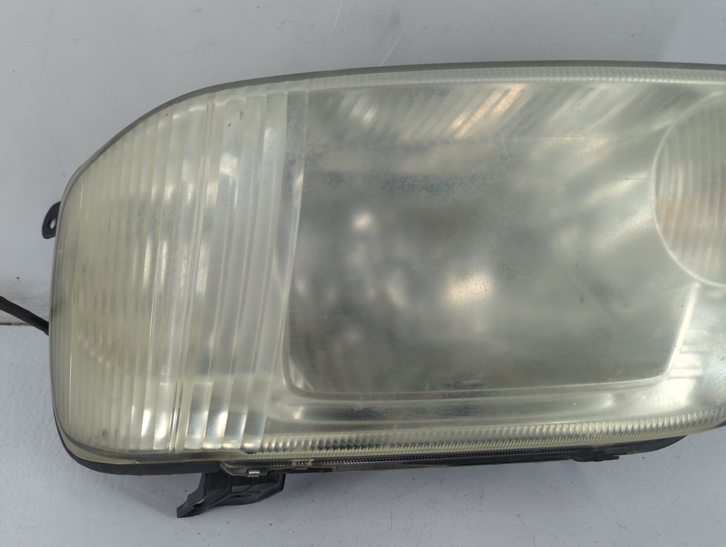 2005-2007 Mercury Mariner Driver Left Oem Head Light Headlight Lamp - Oemusedautoparts1.com