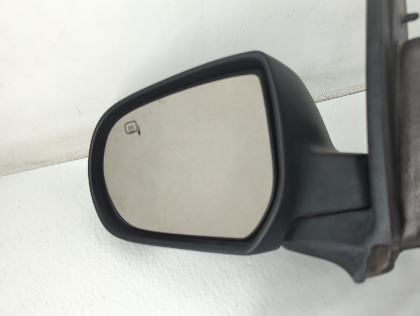 2005-2007 Mercury Mariner Driver Side View Mirror - Left Door Mirror OEM Used - Oemusedautoparts1.com