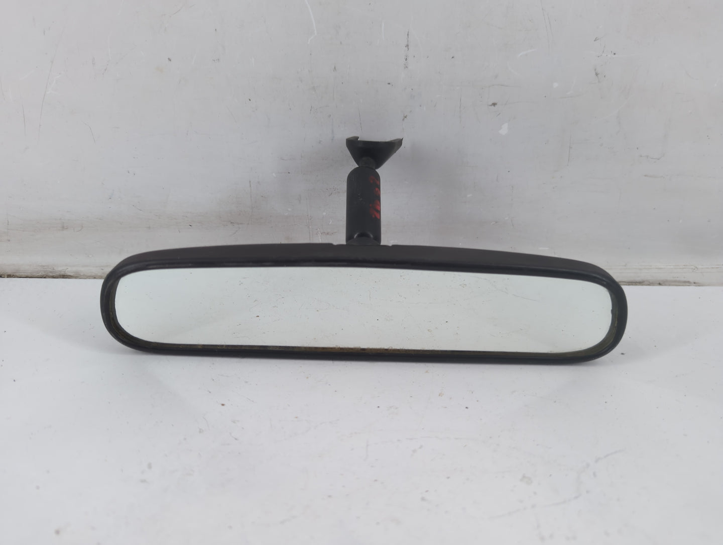 2007 Mercury Mariner Interior Rear View Mirror Replacement OEM P/N:E8011084 Fits OEM Used Auto Parts - Oemusedautoparts1.com
