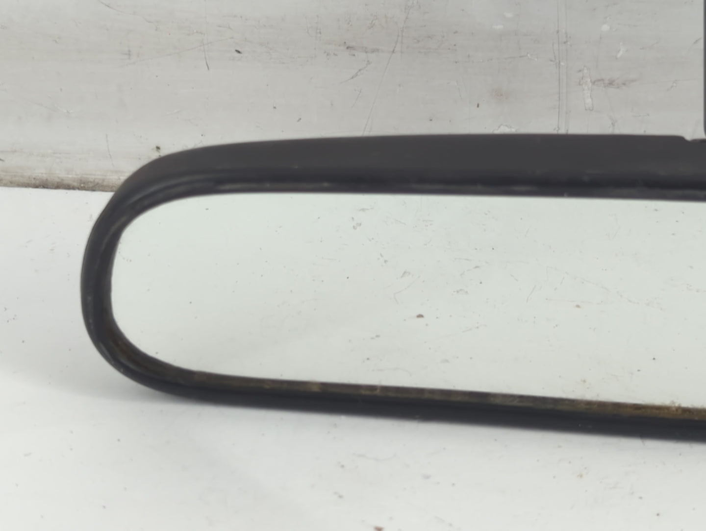 2007 Mercury Mariner Interior Rear View Mirror Replacement OEM P/N:E8011084 Fits OEM Used Auto Parts - Oemusedautoparts1.com
