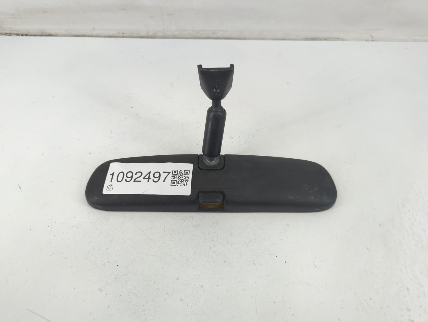 2007 Mercury Mariner Interior Rear View Mirror Replacement OEM P/N:E8011084 Fits OEM Used Auto Parts - Oemusedautoparts1.com
