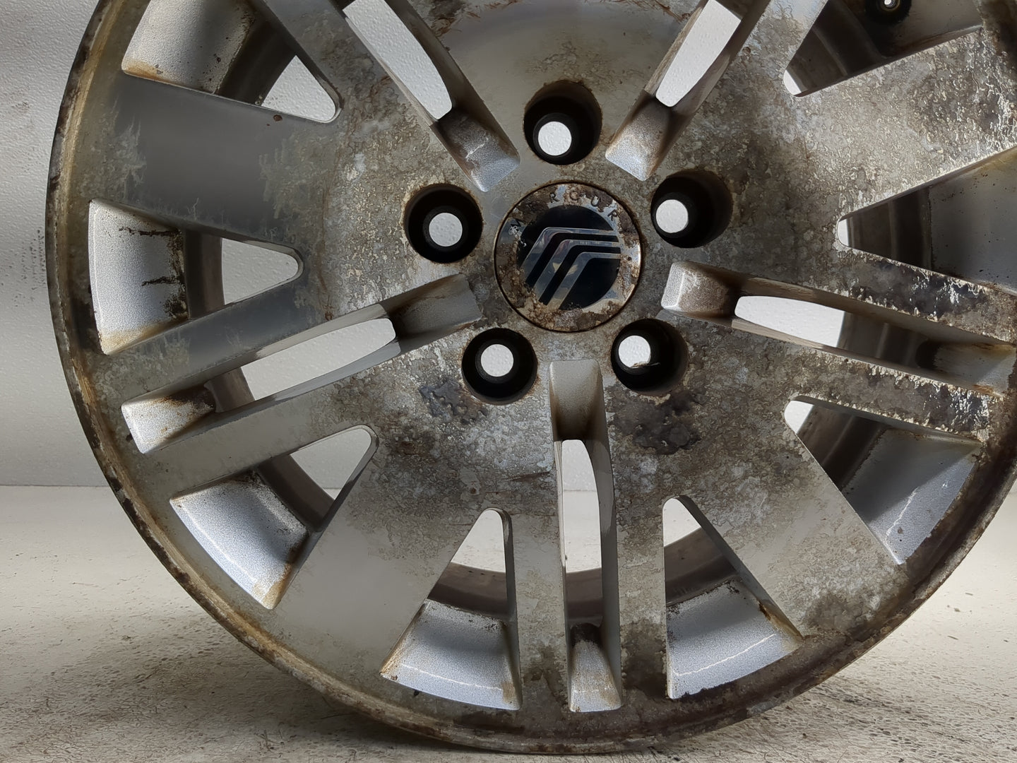 2005-2007 Mercury Mariner Oem Wheel Rim 1209830 - Oemusedautoparts1.com