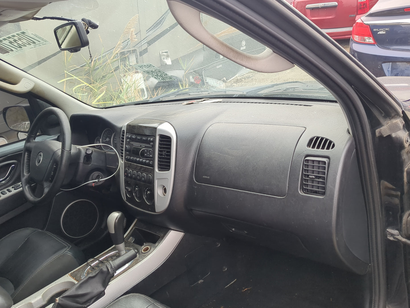 2005-2007 Mercury Mariner Air Bag Passenger Right Dashboard OEM Fits Fits 2005 2006 2007 OEM Used Auto Parts - Oemusedautopa