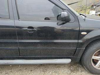 compare product 2005-2007 Mercury Mariner Passenger Front Door Oem 1211067