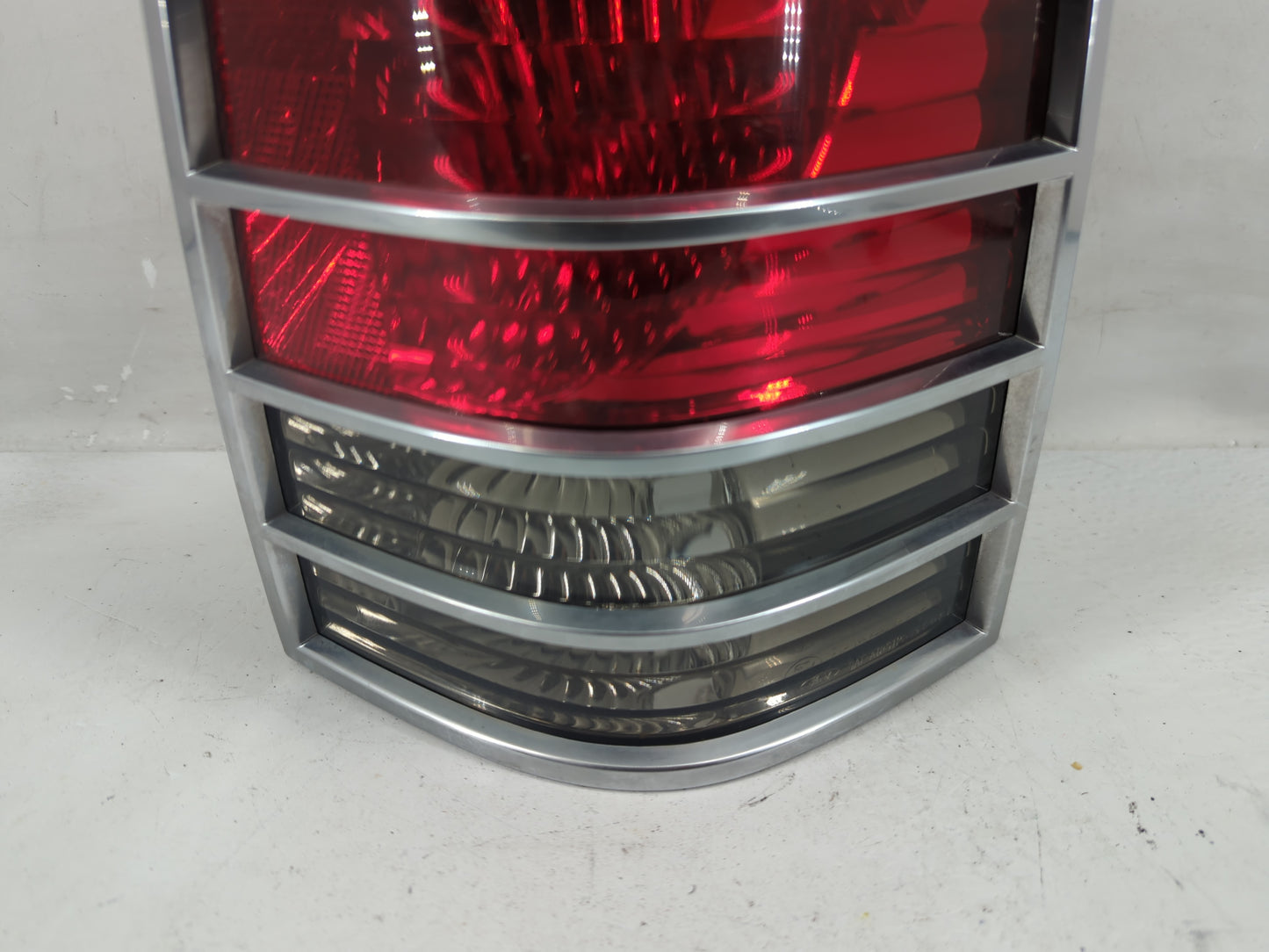 2005-2007 Mercury Mariner Tail Light Assembly Passenger Right OEM Fits Fits 2005 2006 2007 OEM Used Auto Parts - Oemusedauto