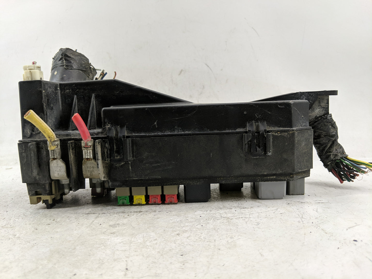 2005-2007 Mercury Mariner Fusebox Fuse Box Panel Relay Module Fits Fits 2005 2006 2007 OEM Used Auto Parts - Oemusedautopart